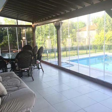 Alriyan 2 Villa *